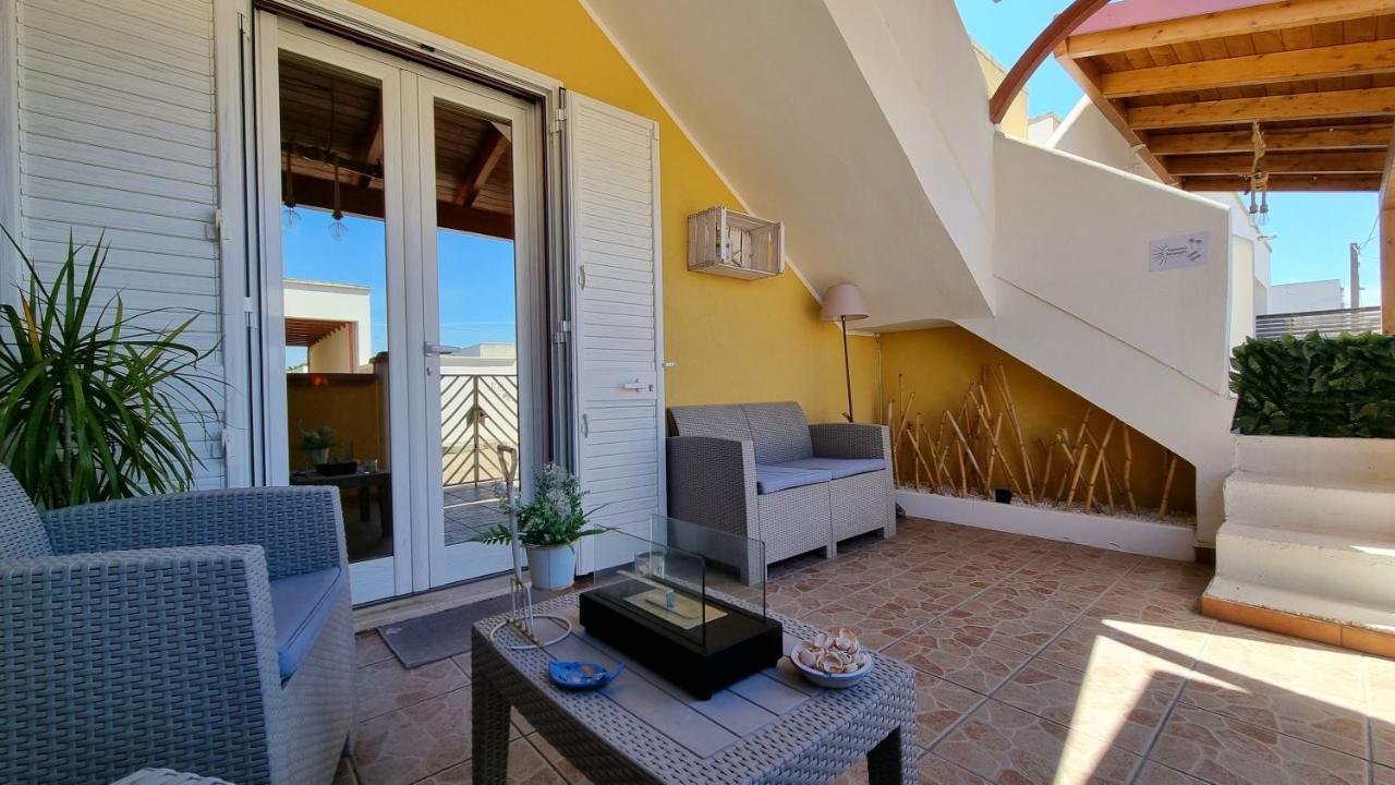 Apartamento La Terrazza Dei Nonni Torre Specchia Ruggeri Exterior foto